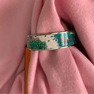 Hermes Dans Un Jardin Anglais Baroque Enamel Bracelet